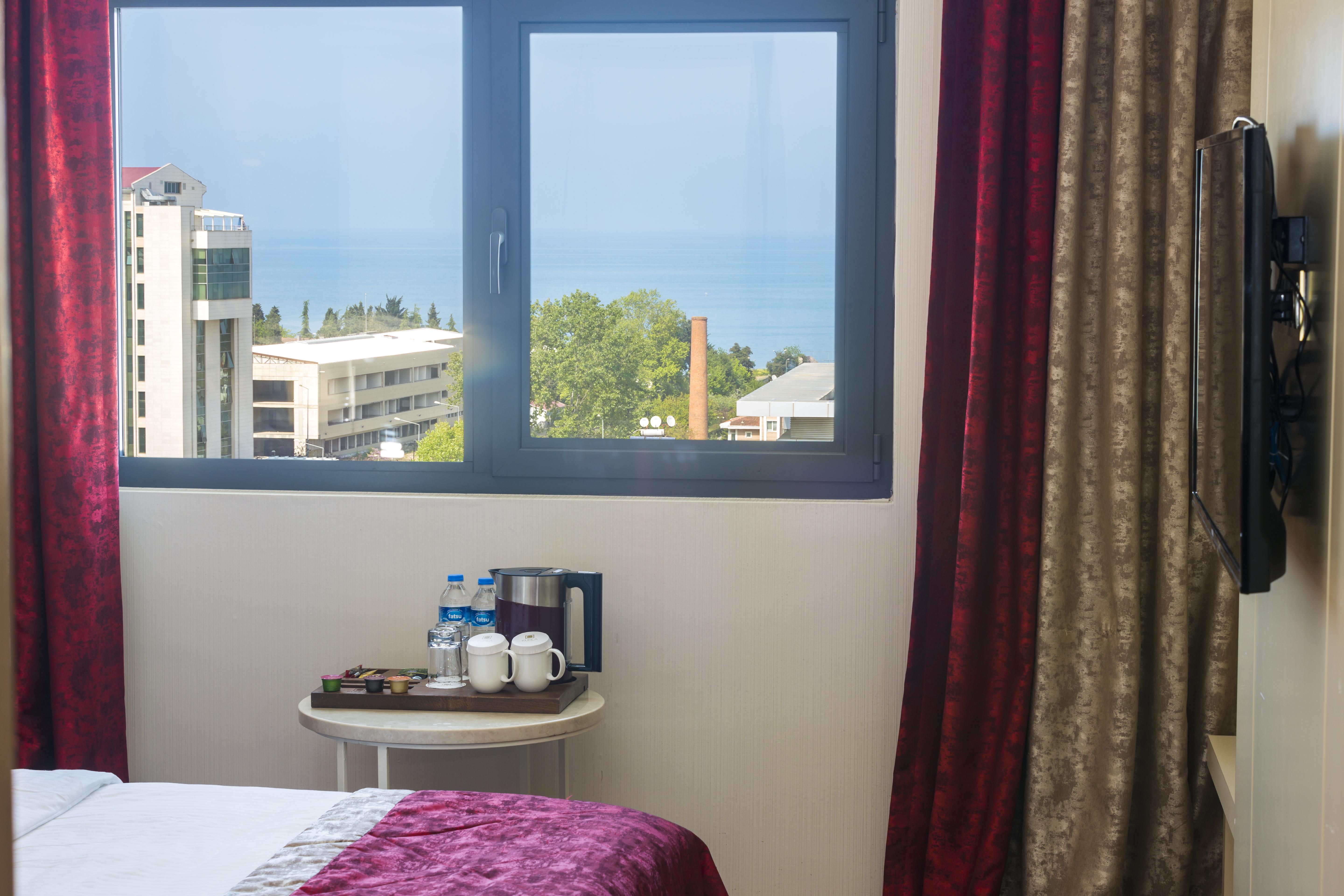 Kuhla Hotel Трабзон Екстериор снимка