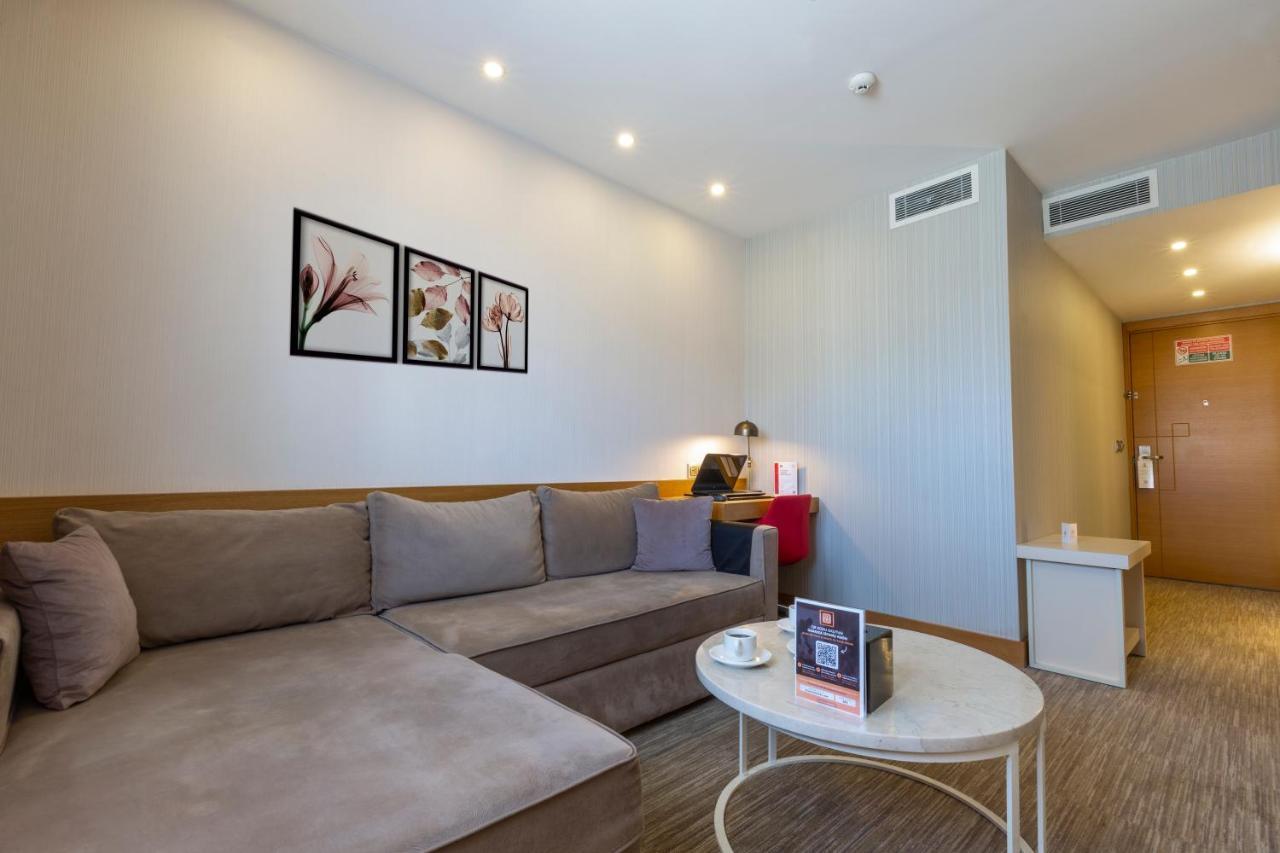 Kuhla Hotel Трабзон Екстериор снимка